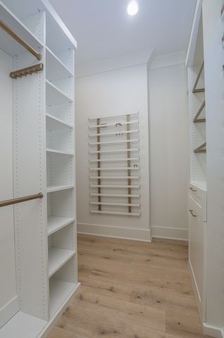 1132 Landing Pvt Ct, Gallatin, TN 37066