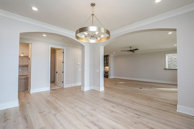 1132 Landing Pvt Ct, Gallatin, TN 37066