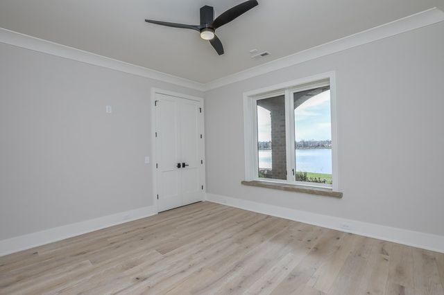 1132 Landing Pvt Ct, Gallatin, TN 37066