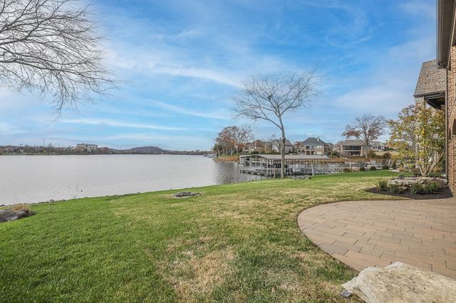 1132 Landing Pvt Ct, Gallatin, TN 37066