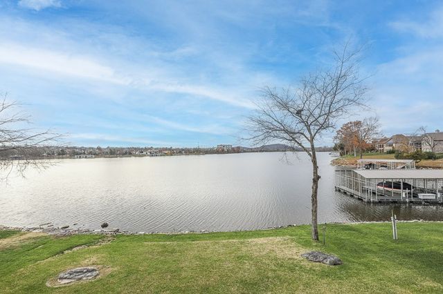 1132 Landing Pvt Ct, Gallatin, TN 37066