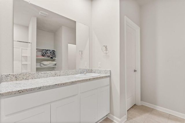 2213 N Savannah Lakes Drive, Lake Charles, LA 70607