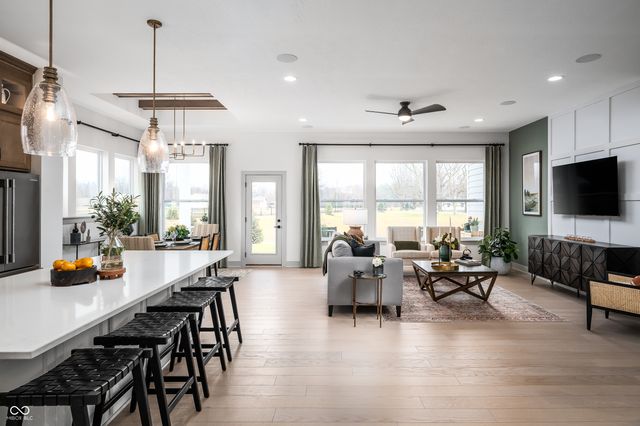 19601 Wood Farm Place, Westfield, IN 46074