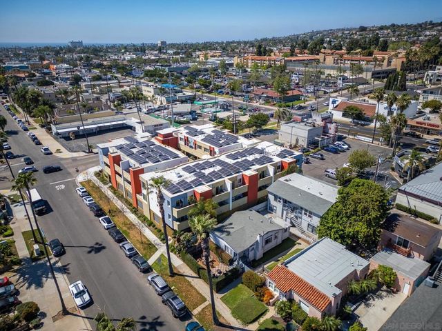 1930 Hornblend Street, San Diego, CA 92109