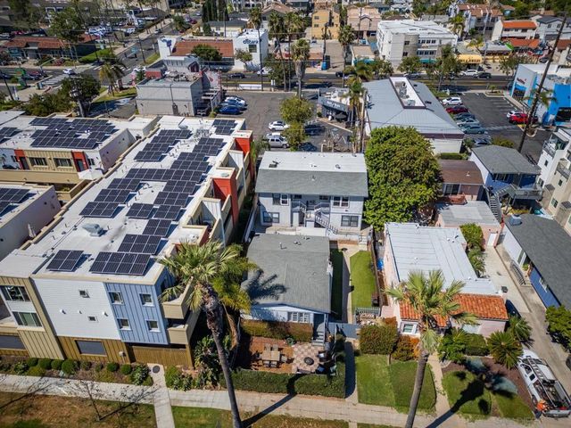 1930 Hornblend Street, San Diego, CA 92109