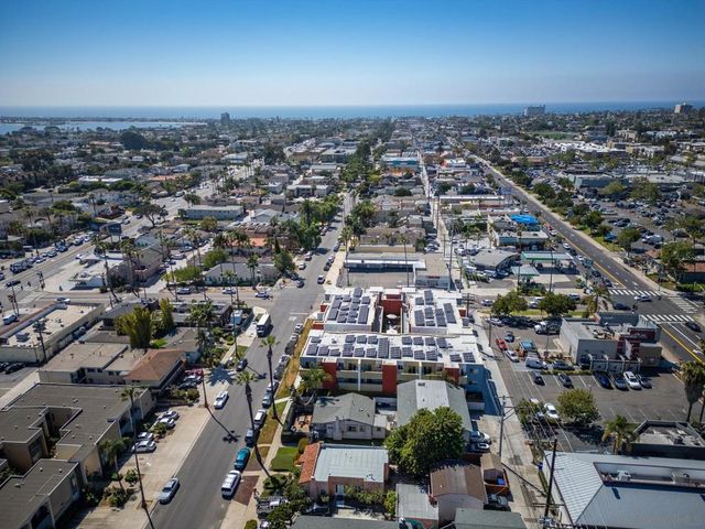 1930 Hornblend Street, San Diego, CA 92109