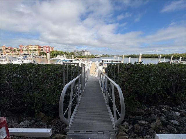 1345 5th AVE S, Naples, FL 34102