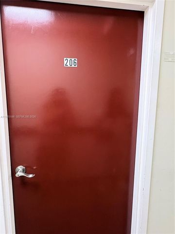 2100 W 76th Street 206, Hialeah, FL 33016