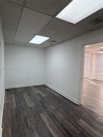 2100 W 76th Street 206, Hialeah, FL 33016