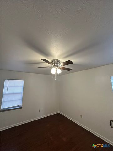 910 Hill Street, Copperas Cove, TX 76522