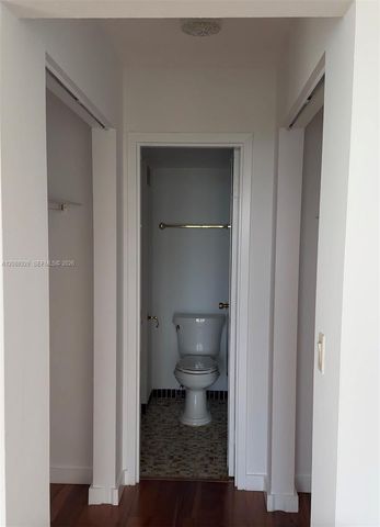 200 SE 15th Road 7D, Miami, FL 33129