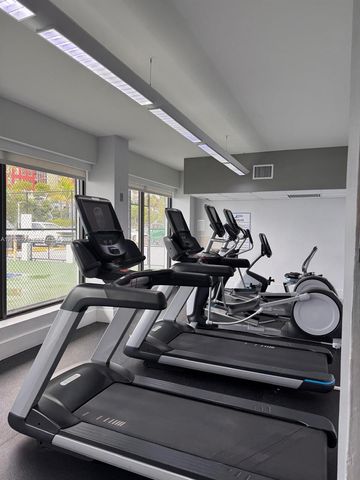 200 SE 15th Road 7D, Miami, FL 33129