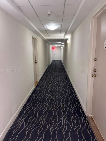 200 SE 15th Road 7D, Miami, FL 33129