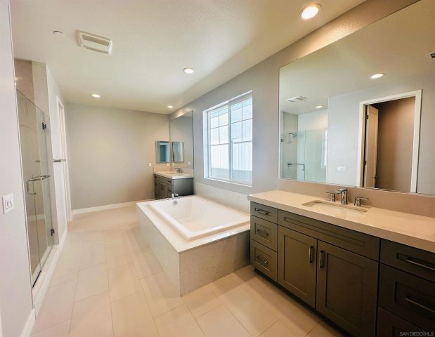 13765 Holly Oak Way, Poway, CA 92064