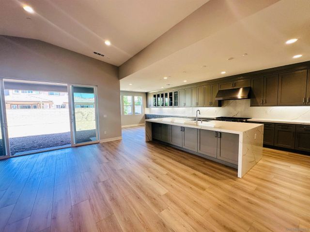 13765 Holly Oak Way, Poway, CA 92064