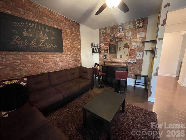 11838 Red Leaf Drive, Charlotte, NC 28215