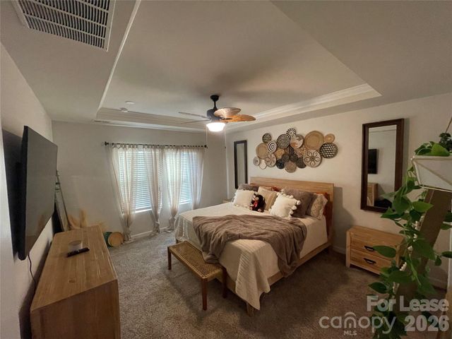 11838 Red Leaf Drive, Charlotte, NC 28215