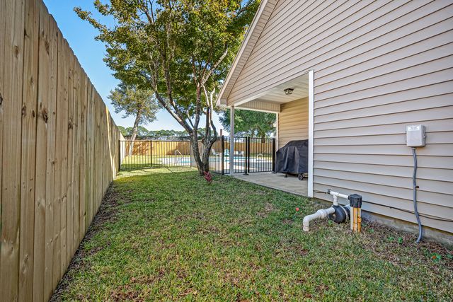 62 Shalimar Drive, Shalimar, FL 32579