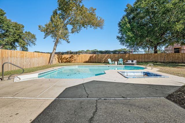 62 Shalimar Drive, Shalimar, FL 32579