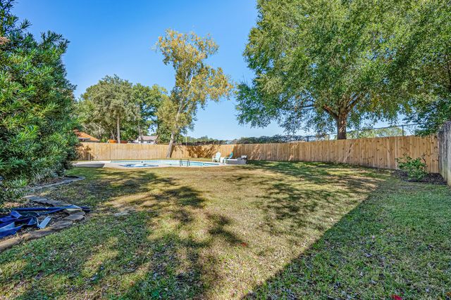 62 Shalimar Drive, Shalimar, FL 32579