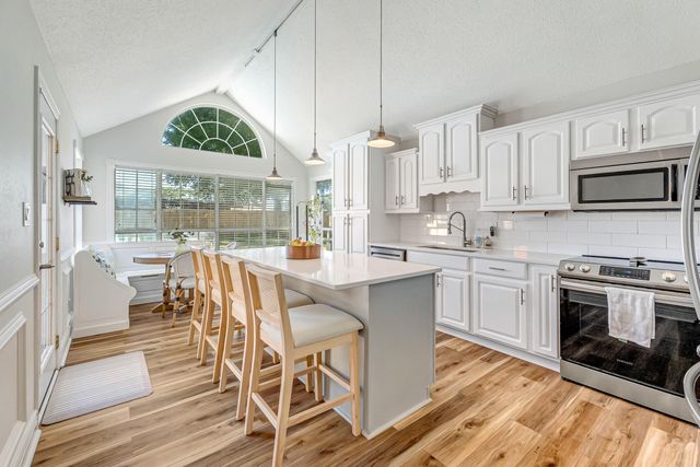 62 Shalimar Drive, Shalimar, FL 32579