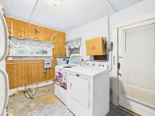 15024 W 5th Street, Daleville, IN 47334