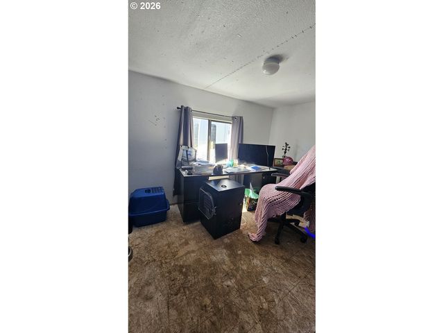 4930 S Hwy101, Tillamook, OR 97141