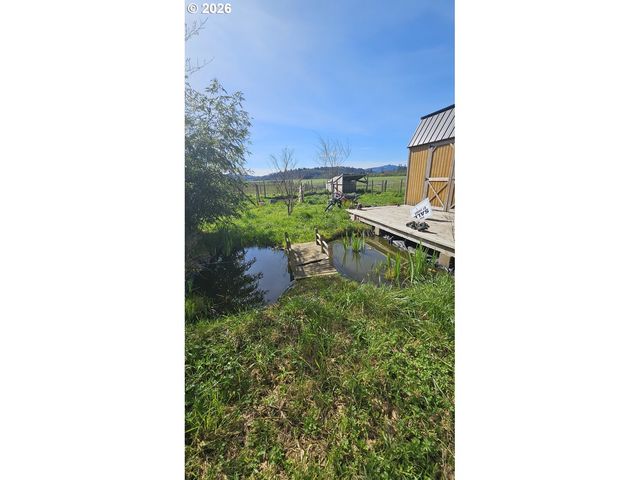 4930 S Hwy101, Tillamook, OR 97141