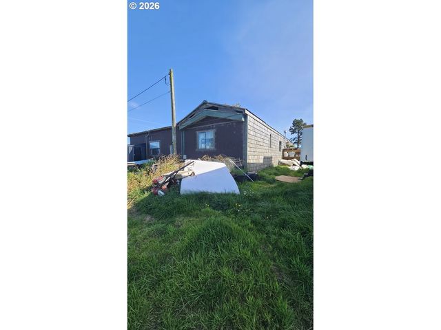 4930 S Hwy101, Tillamook, OR 97141