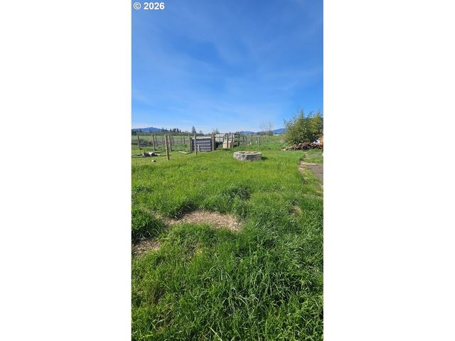 4930 S Hwy101, Tillamook, OR 97141