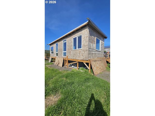 4930 S Hwy101, Tillamook, OR 97141