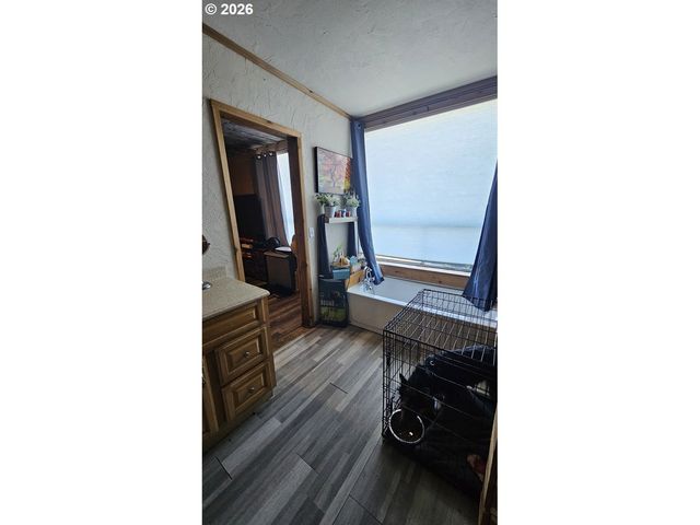 4930 S Hwy101, Tillamook, OR 97141