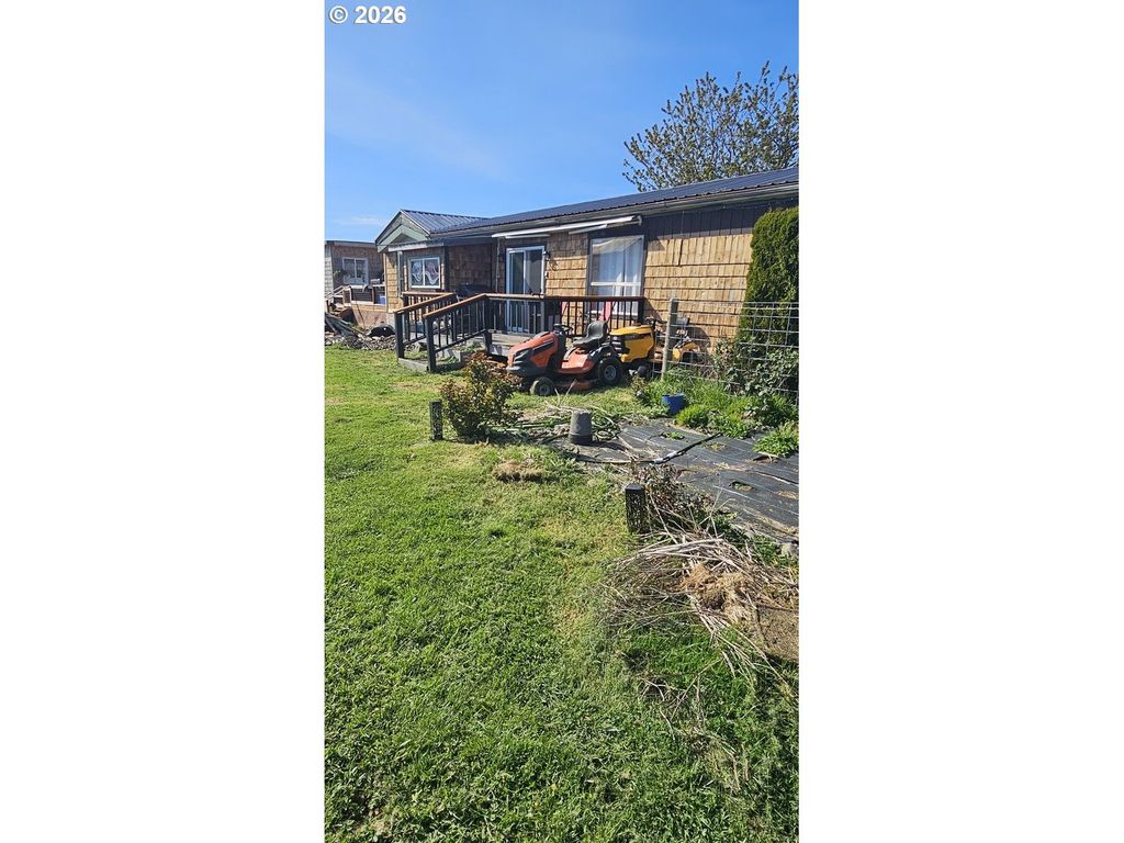 4930 S Hwy101, Tillamook, OR 97141