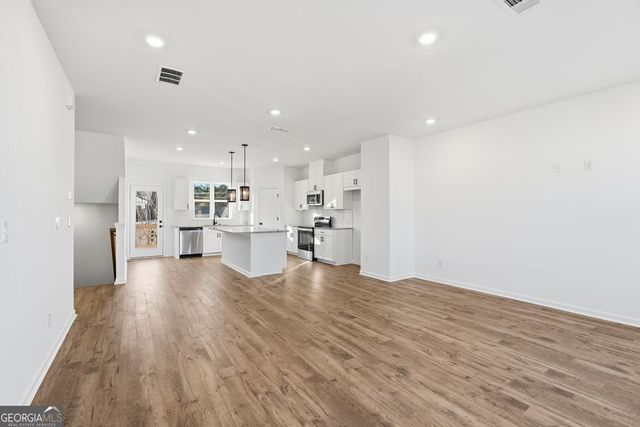 5708 Schelton Place SE, Mableton, GA 30126