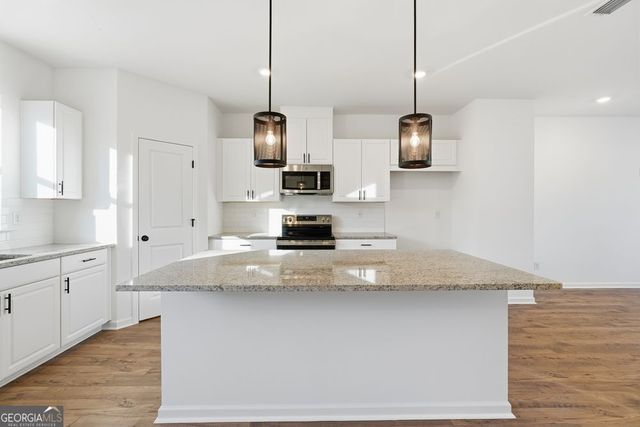 5708 Schelton Place SE, Mableton, GA 30126