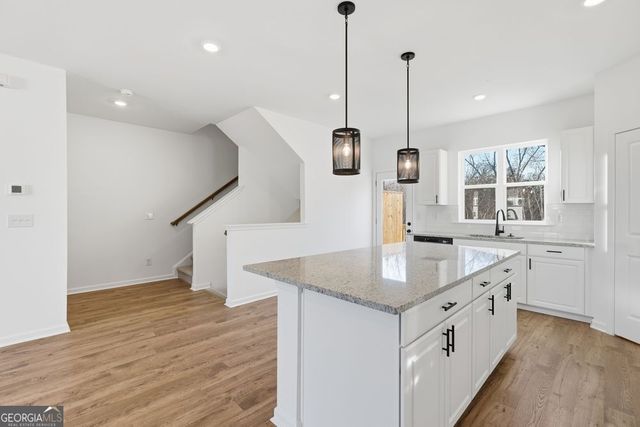 5708 Schelton Place SE, Mableton, GA 30126