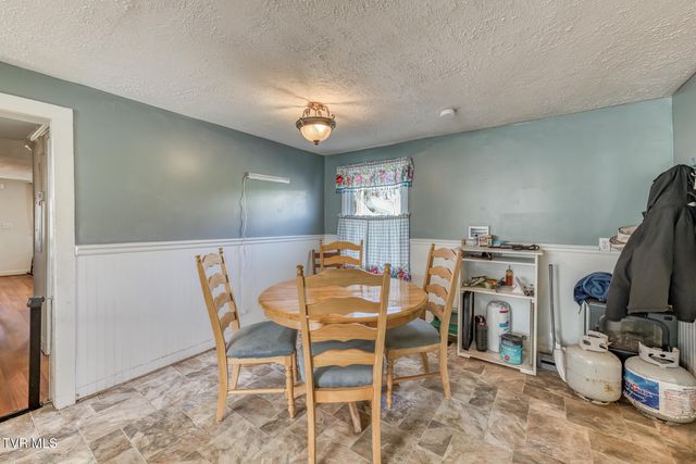 529 Jonesboro Road, Piney Flats, TN 37686