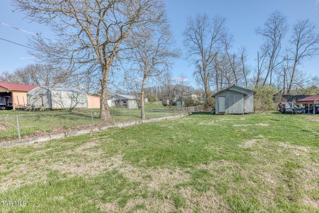 529 Jonesboro Road, Piney Flats, TN 37686