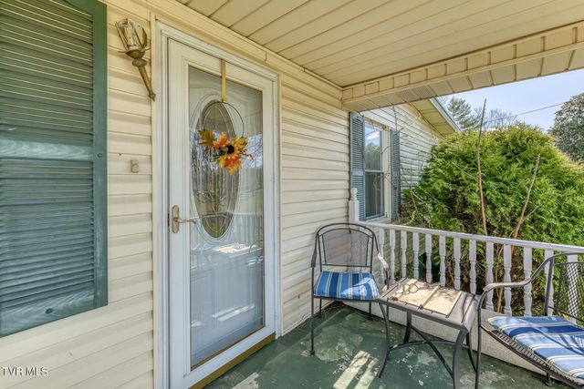 529 Jonesboro Road, Piney Flats, TN 37686