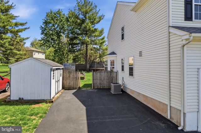 296 ALDERFER RD, Harleysville, PA 19438