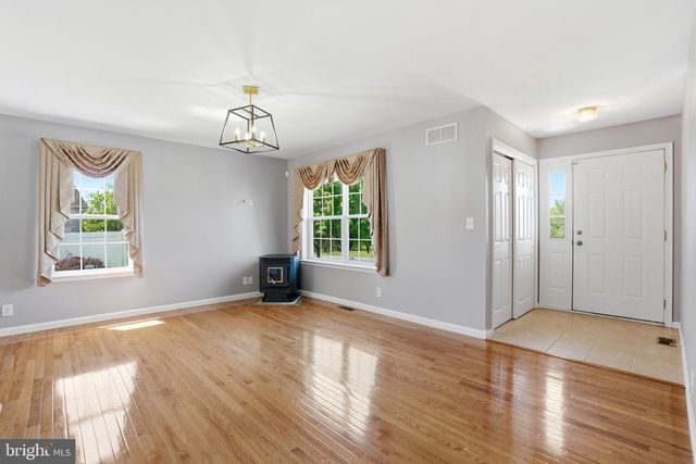 296 ALDERFER RD, Harleysville, PA 19438