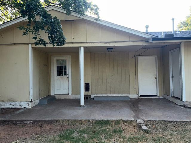 3601 Parkwoods Lane, Oklahoma City, OK 73110