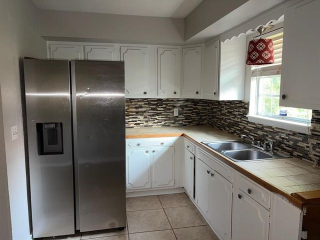3601 Parkwoods Lane, Oklahoma City, OK 73110