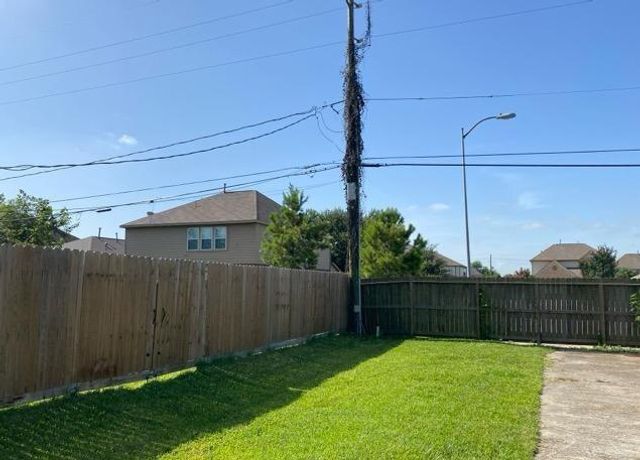 11203 Gardentree Drive, Houston, TX 77044