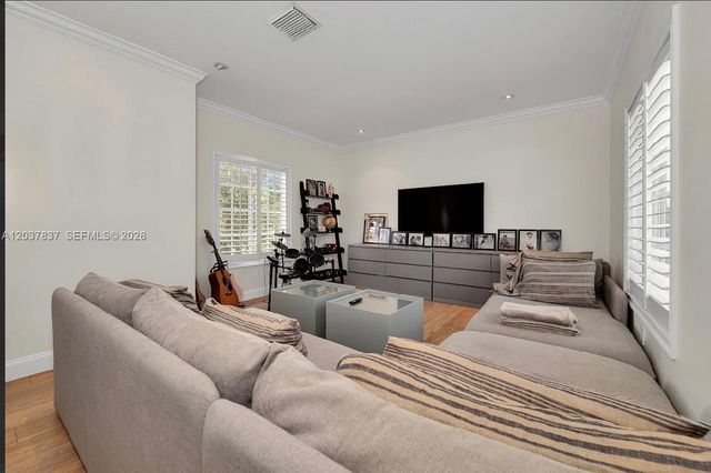 797 Glenridge Road, Key Biscayne, FL 33149
