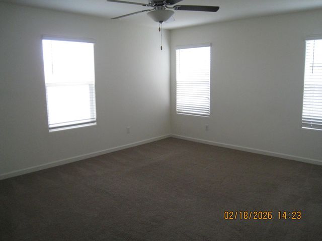 2272 Sanders Ct, Los Banos, CA 93635