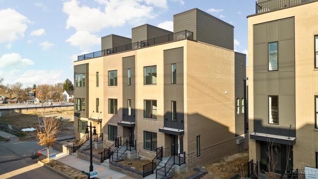 3006 Woodburn Avenue, Cincinnati, OH 45206