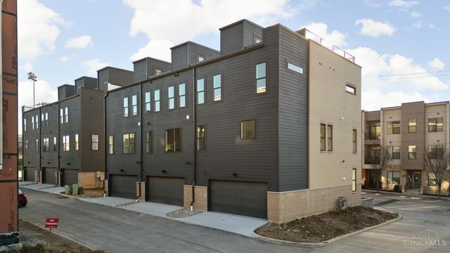 3006 Woodburn Avenue, Cincinnati, OH 45206