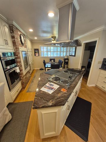 2140 Pennington Ct, Stockton, CA 95207