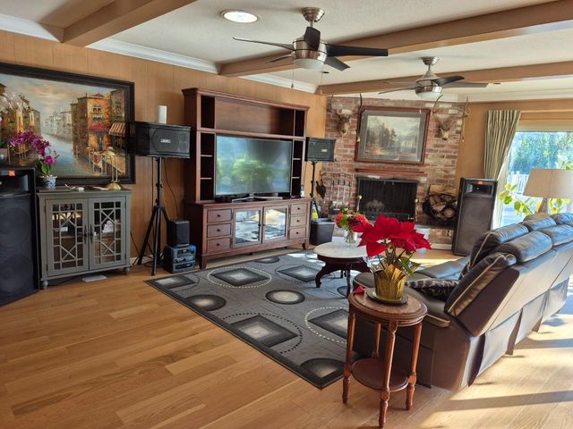 2140 Pennington Ct, Stockton, CA 95207